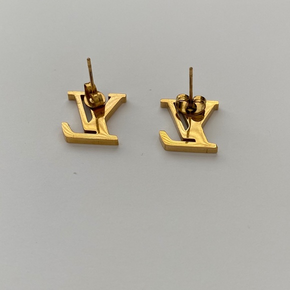 Gold Earrings - Picture 5 of 7